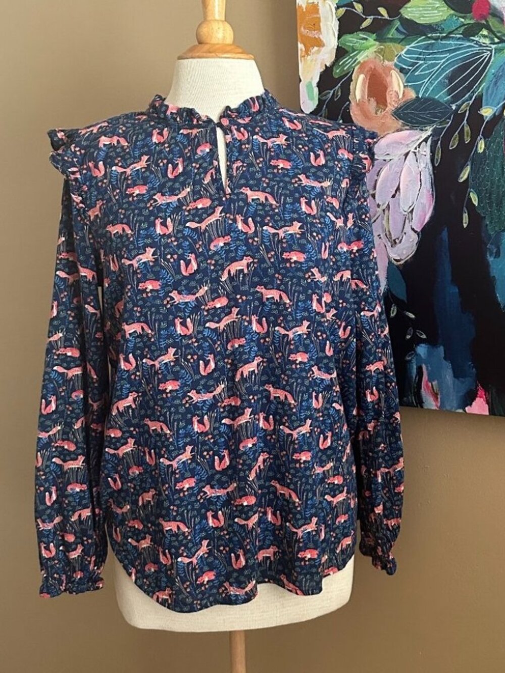 🦊 St. John’s Bay Fox Print Ruffle Blouse Navy Woodland Size M